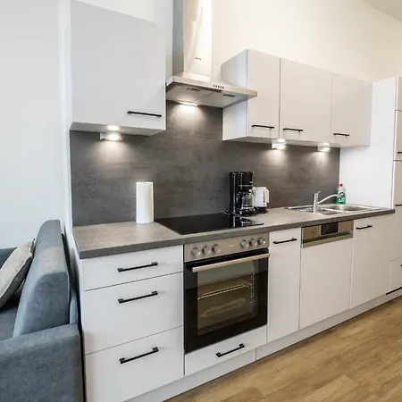 Апартаменты Lovely Spacious For 6 People *