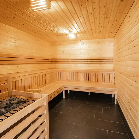 Lovely Spacious For 6 People *